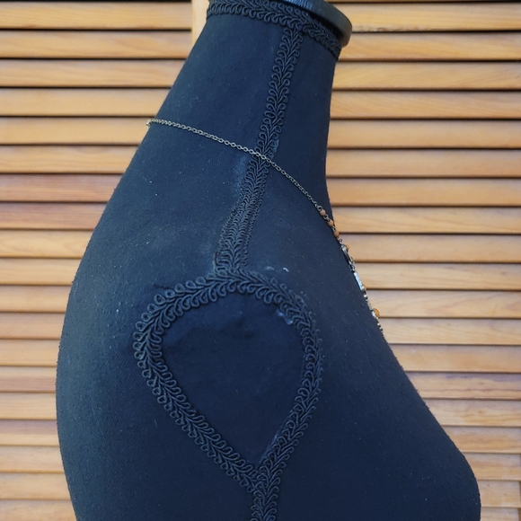 EUC Avenue Women's Vintage Tribal Beaded Necklace - Picture 6 of 9